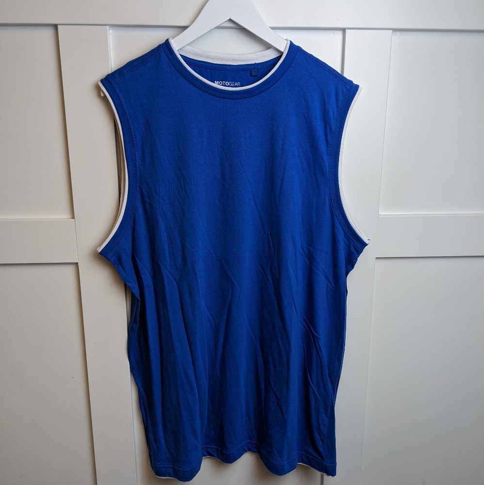 No sleeves t-shirt for men